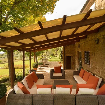 בית חווה Tenuta Santo Pietro פיינצה